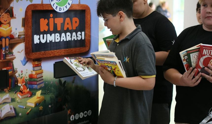 Kepez’den okullara kitap kumbarası desteği