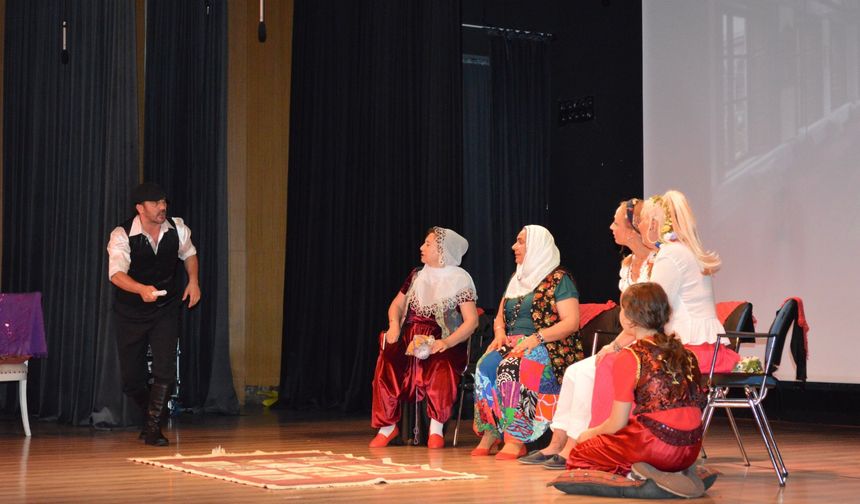 Konyaaltı’nda kültür ve sanat dolu gece: Dans, müzik ve tiyatro aynı sahnede