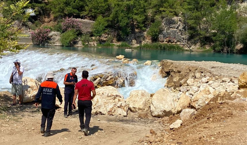 Alara Çayı’nda 21 gün sonra acı son: Cansız bedeni kayalık altında bulundu