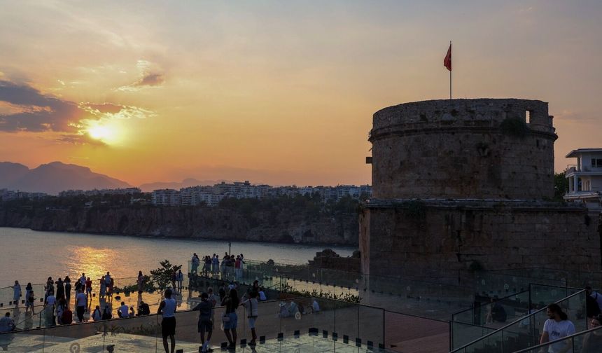 Antalya'da 2 bin yıllık tarihi miras yeniden ziyarete açıldı