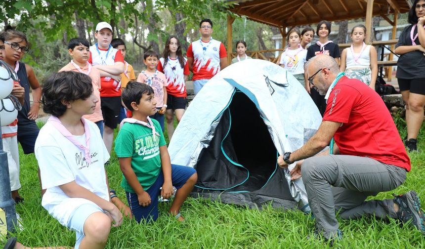 Antalya'da doğayla iç içe eğitim başlıyor! İzcilik programına başvurular açıldı