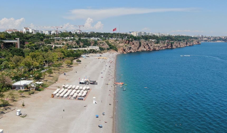 Antalya’da plajlarda sıkı denetim başlıyor! Kurallara uymayanlara yaptırım uygulanacak