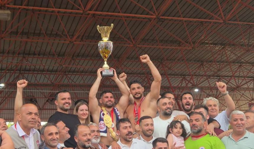Altın kemer Antalya’ya geldi: Başpehlivan Erkan Taş oldu!