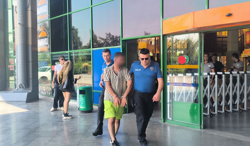 Otogarda tartışma kanlı bitti: D*hşet anları kamerada!