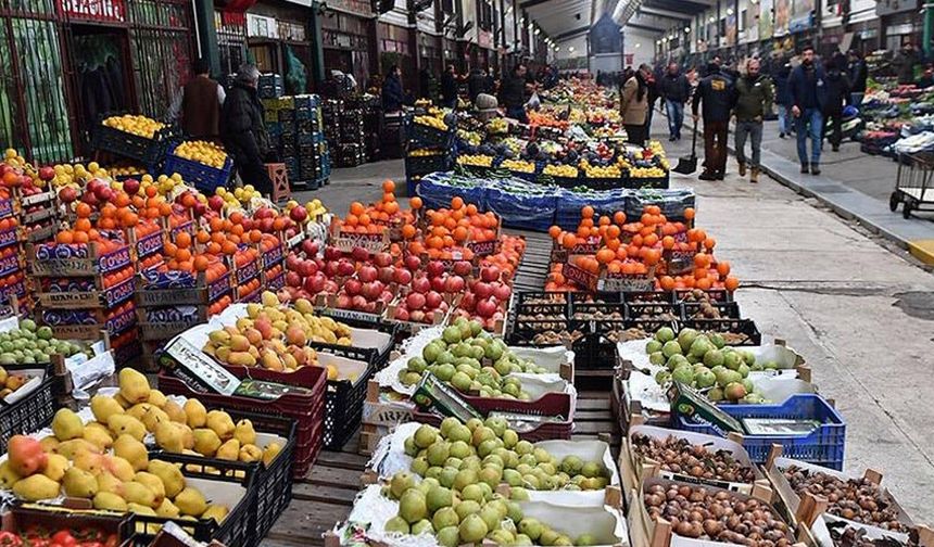 Antalya'da hal fiyatları cep yakıyor! Sebzeye yüzde 64, domatese yüzde 30 zam