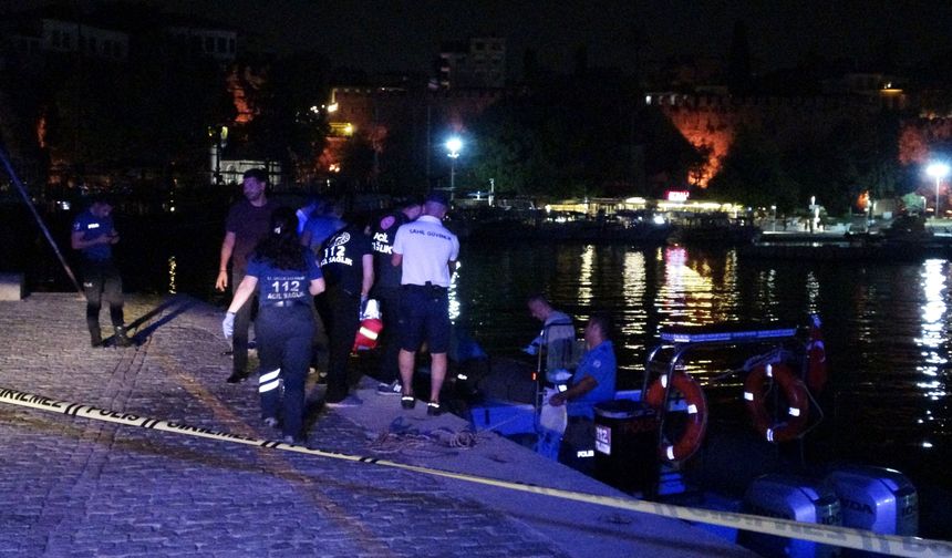 “Yaşıyor değil mi?” Kaleiçi açıklarında acı bekleyiş