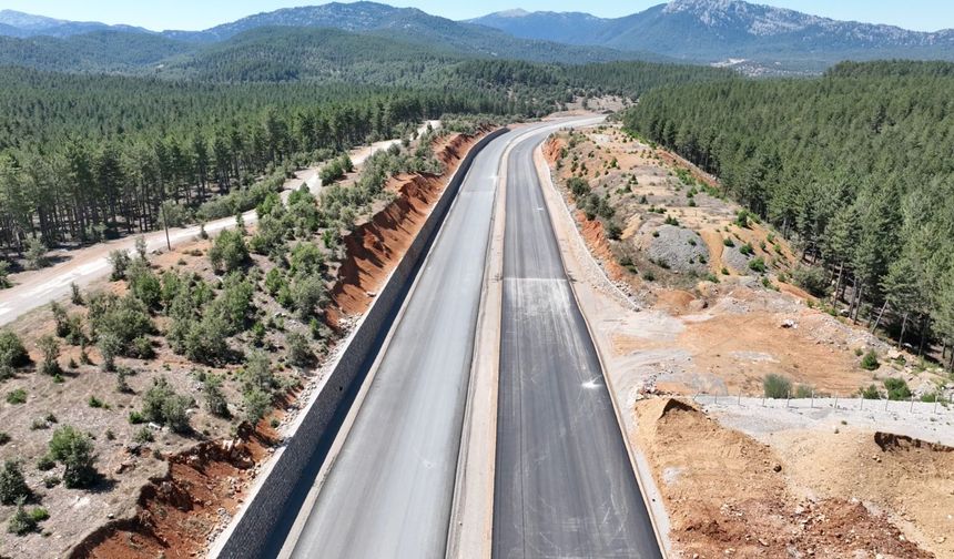 Konya-Antalya yolculuğu 20 dakika kısalacak