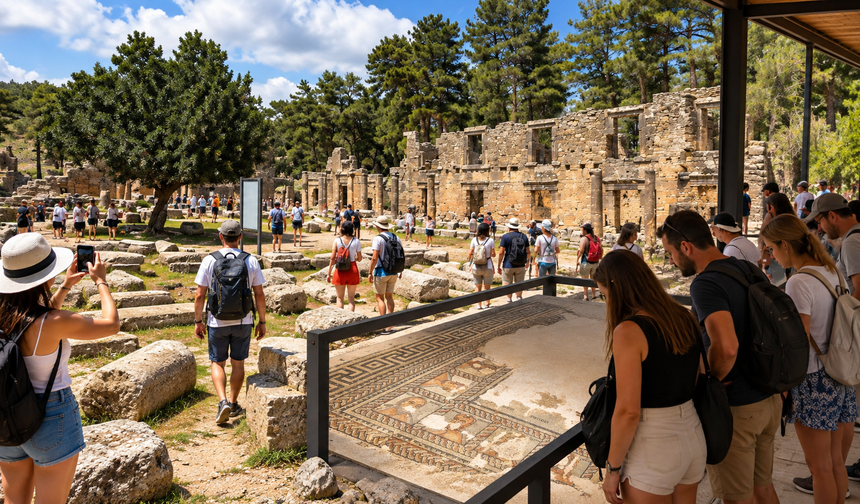 Antalya’da turizm çelişkisi: Lyrbe’ye turist var, mahalleye kazanç yok