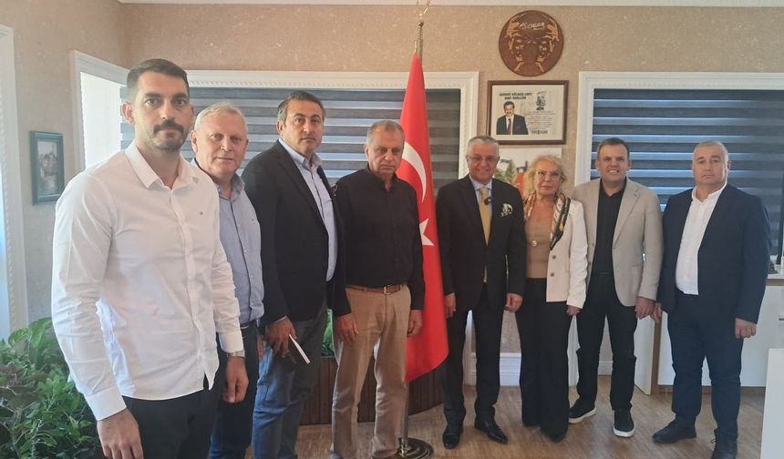 Kemer’de beklenmedik karar! Başkan ve 8 üye ayrıldı
