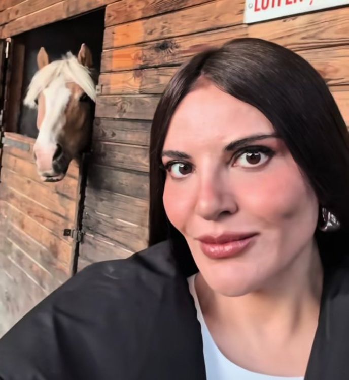 3791545 B9D803C026118C39726F16775Dfc1C5C