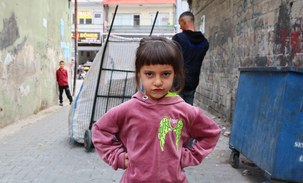 Gormeyenbababasiningozuoldu