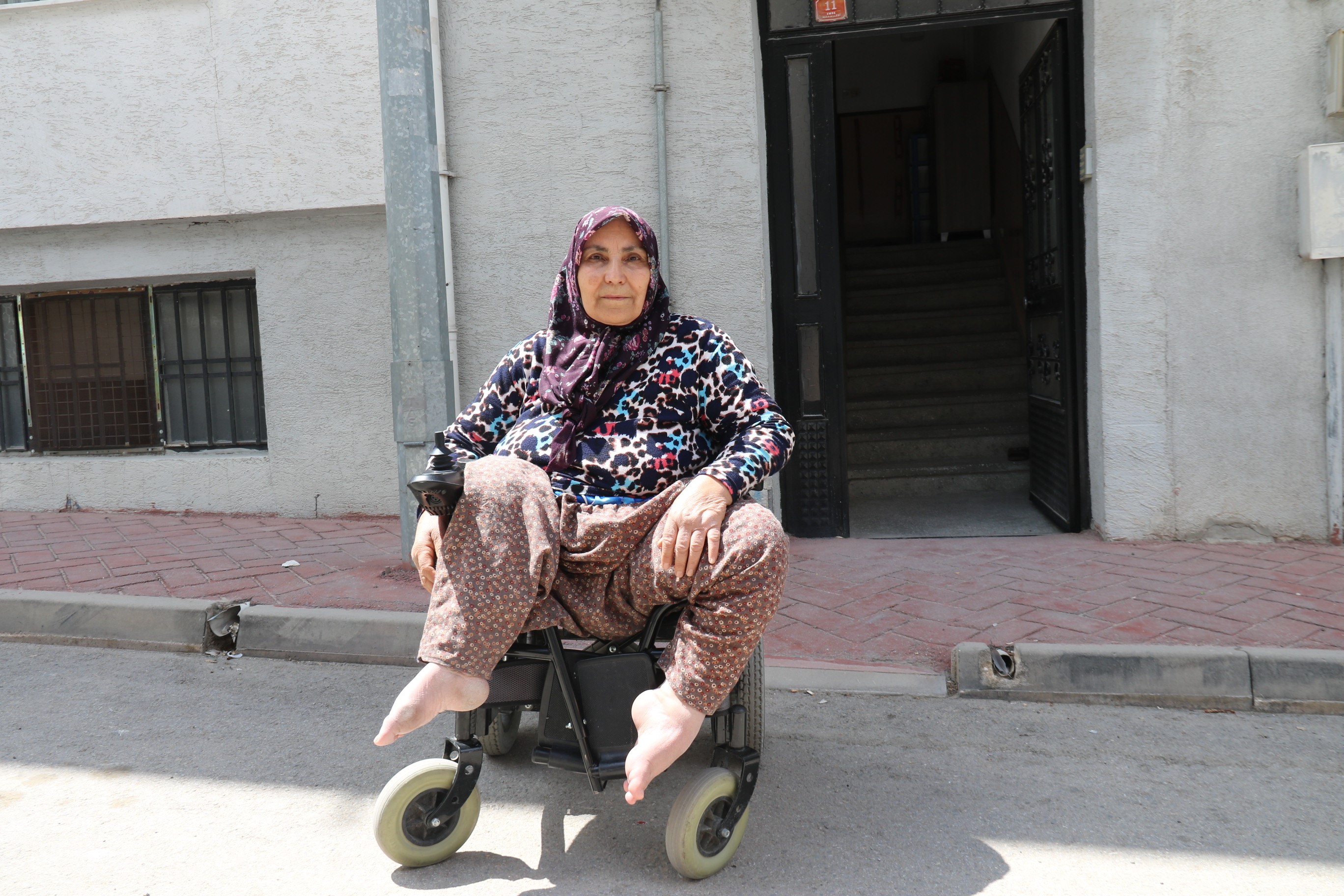 63Yıldırsurunerekyasayankadınınhayatı