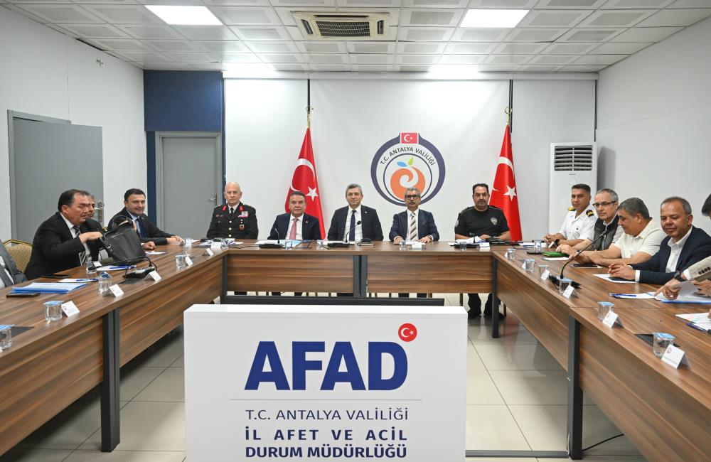 Antalyadaturizmguvenligimasadayenidenetimyolda