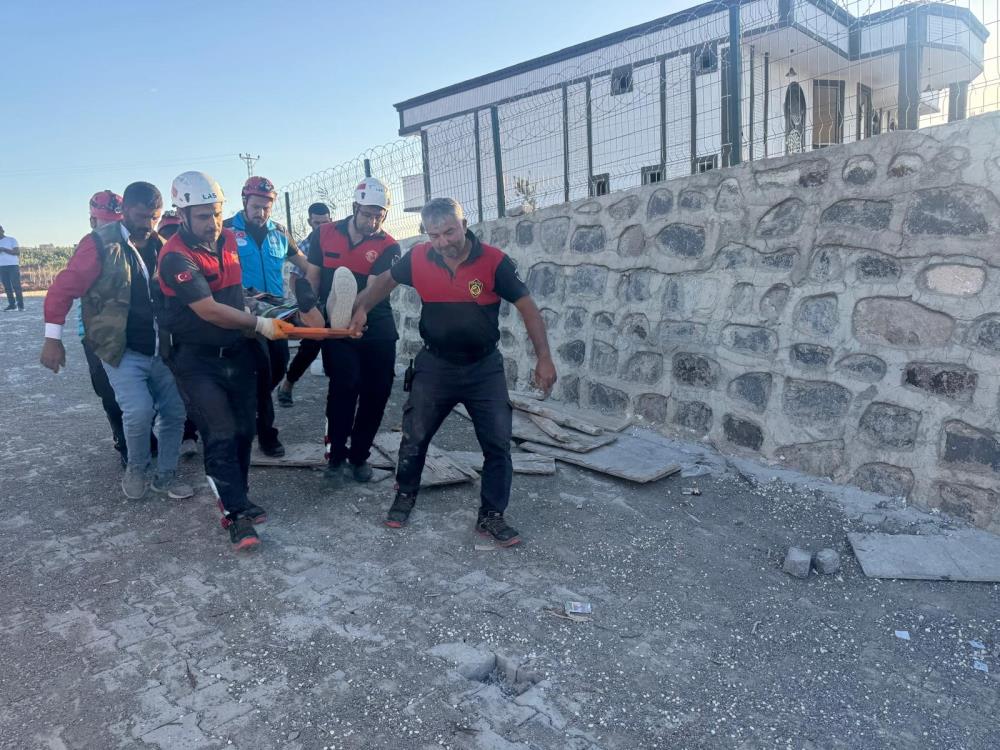 Istinstduvaricoktu4Isciyaralandi