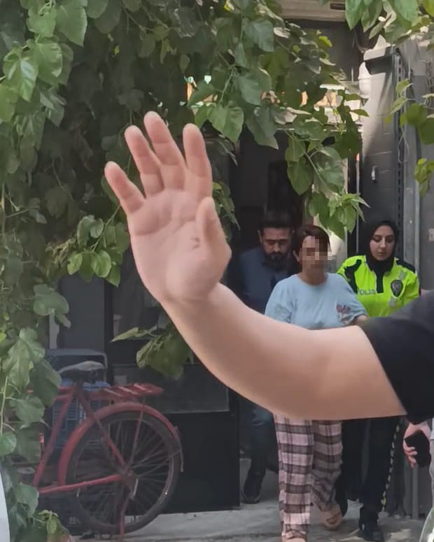 Kandonduranolaykızınıboganannekendiniihbaretti