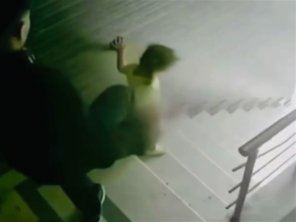 Kizinasiddetuygulayanbabaadliyeyesevkedildi