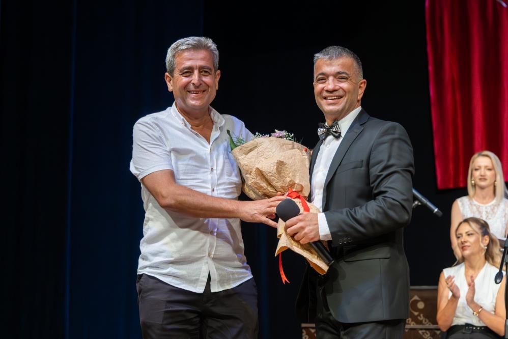 Manavgattaturksanatmuzigiunutulmazlarinarasinagirdi