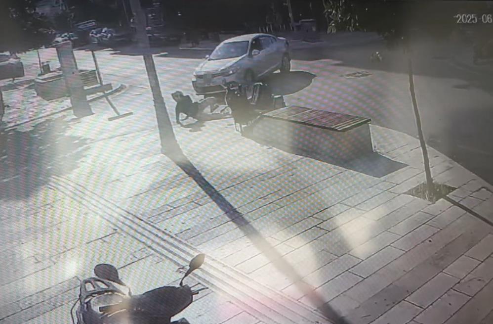 Motosikletsurucusuolumdendondu