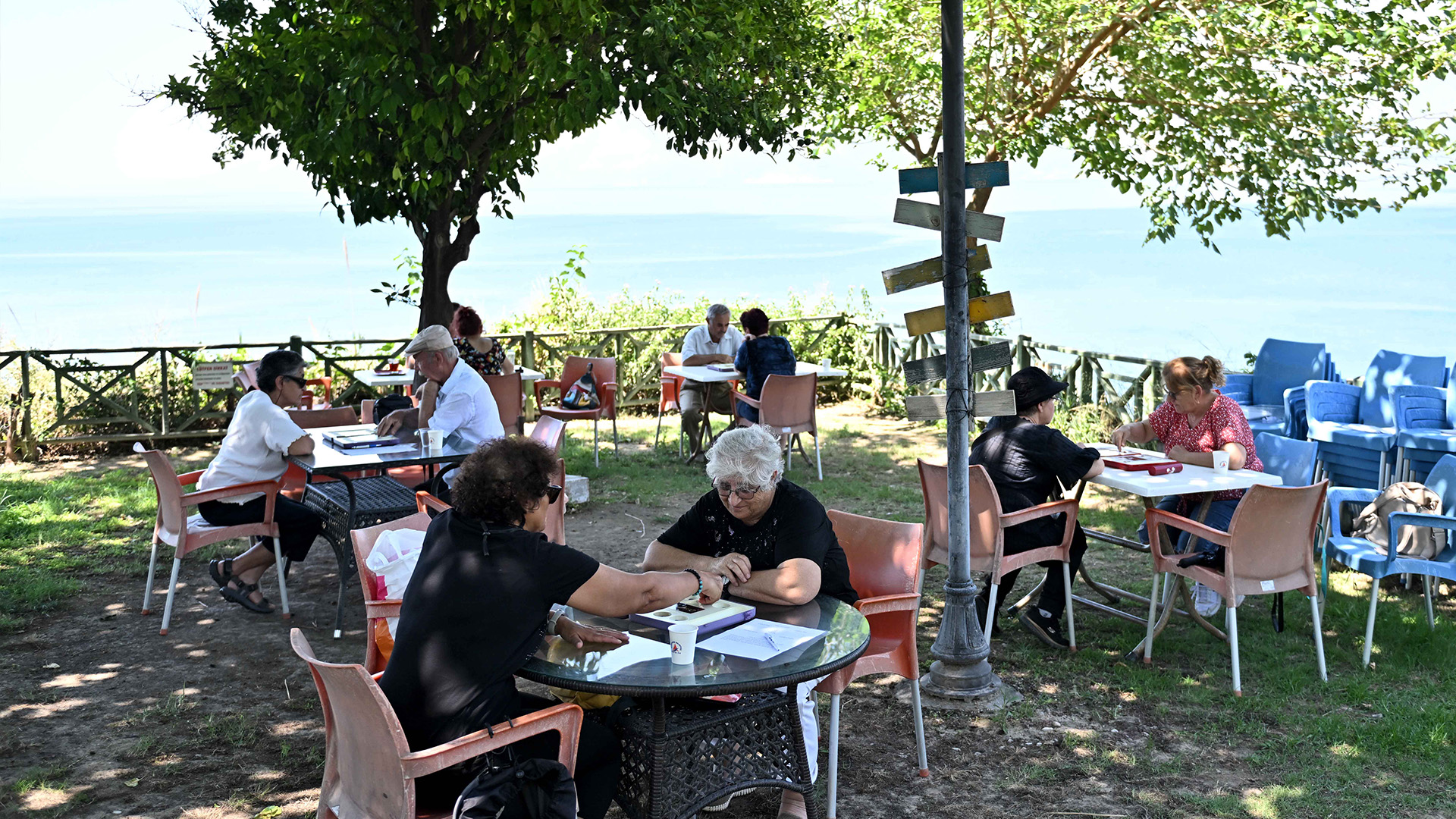 Muratpasayaslievlerindemangala