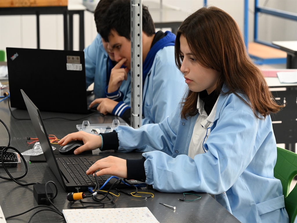 Osbteknikkolejindenistihdamatagi