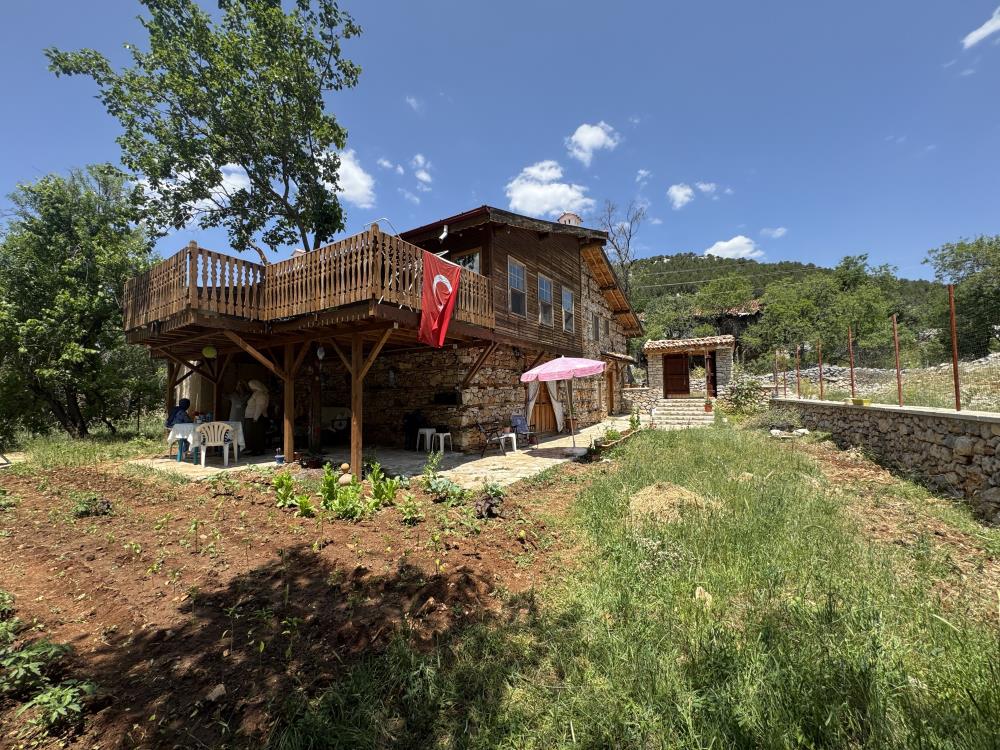 Terkedilmistidugmelievlerturizmekaandirildi