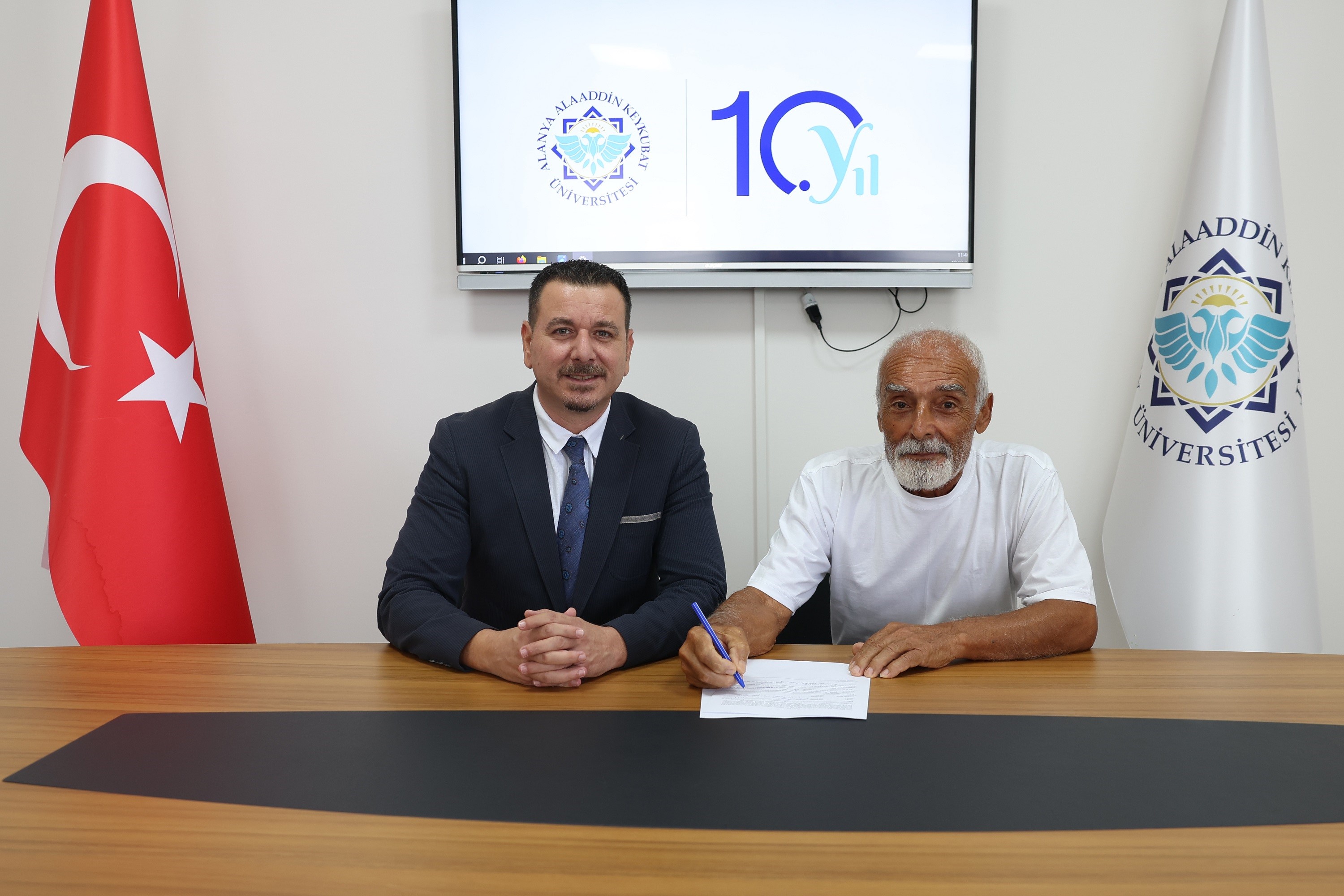 72Yasindakiadambedeninikadavraolarakbagisladi1