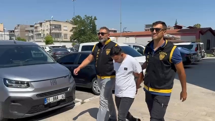 Adanadabirgundeikikapkacolayi