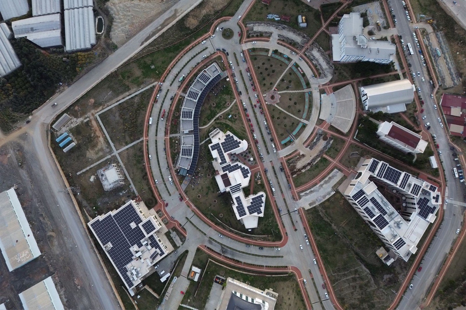 Alanyaalaadinkeykubatuniversitesionemlibirbasariyaimzaatti