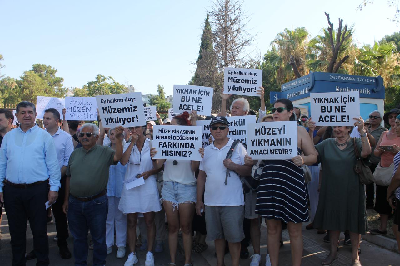 Antalyamuzesiyikimkararinatepki