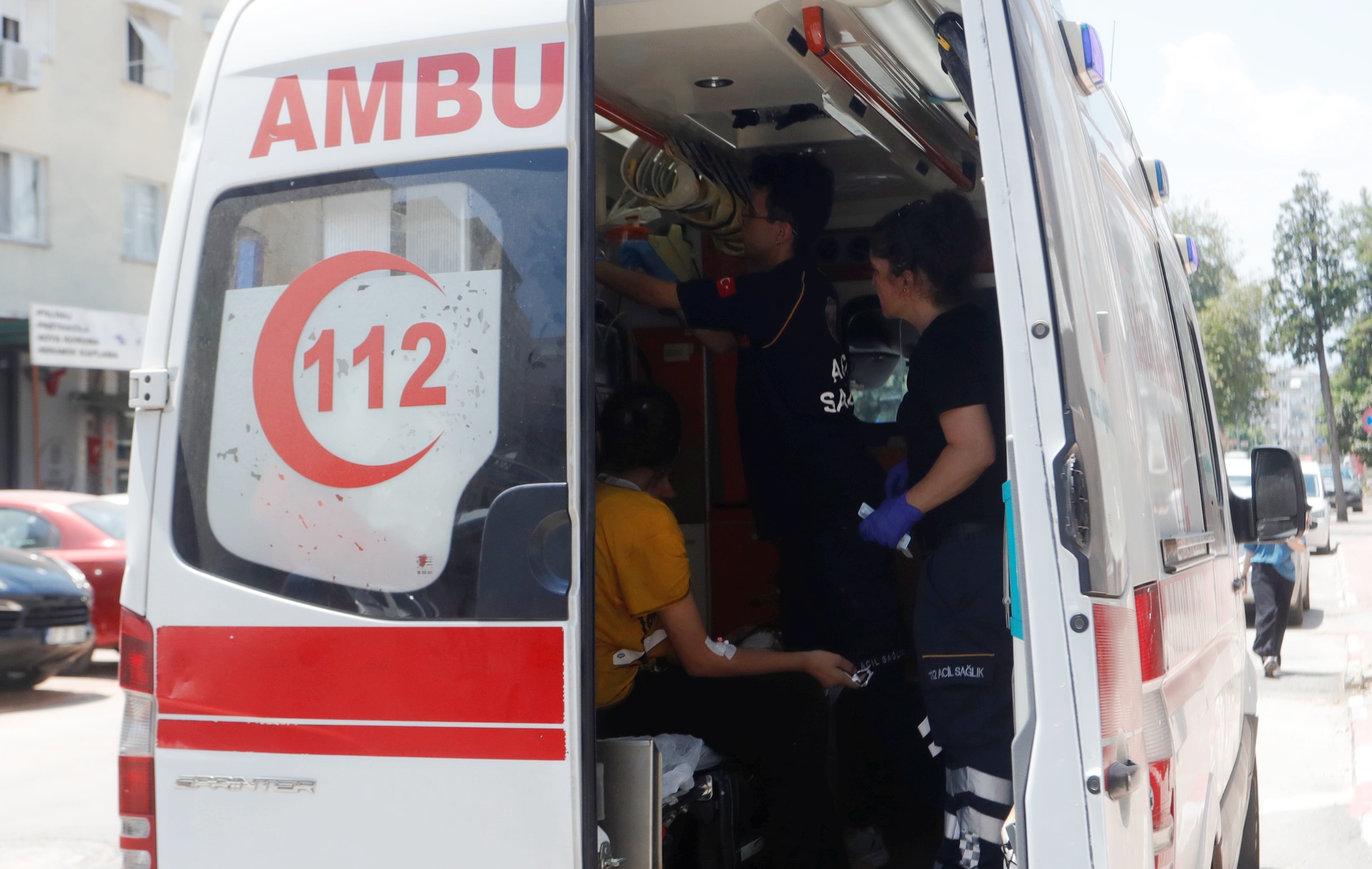 Apartmandayangincikti10Kisihastaneyekaldirildi1