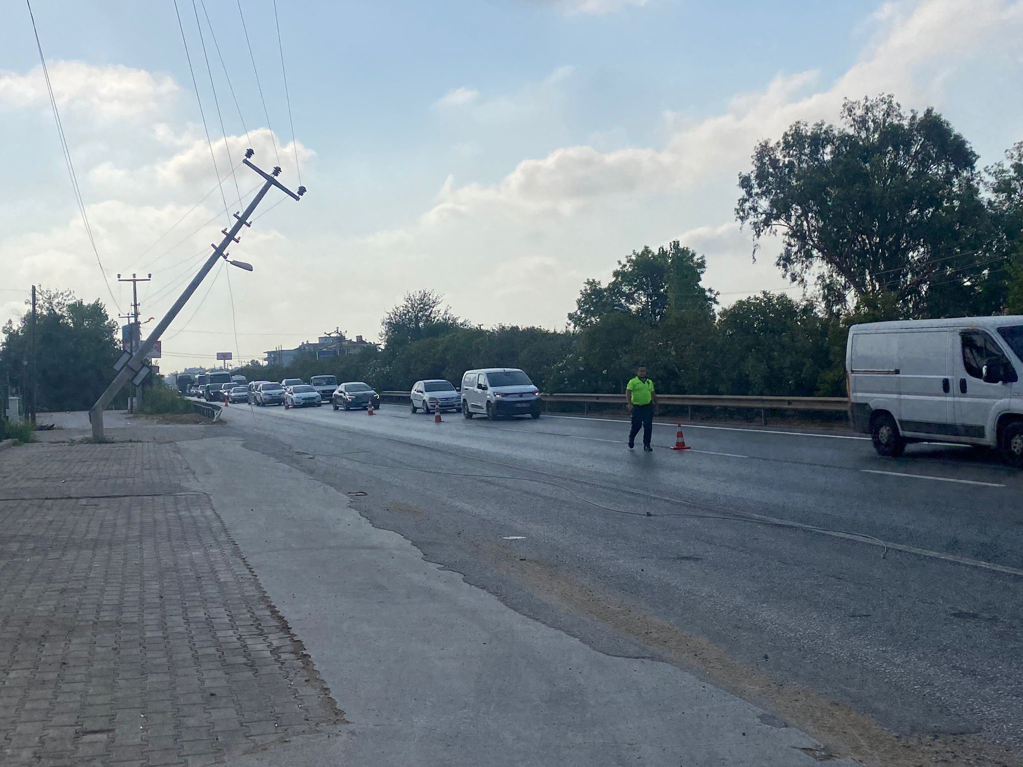 Baskayerdeuyurkenyakalandi