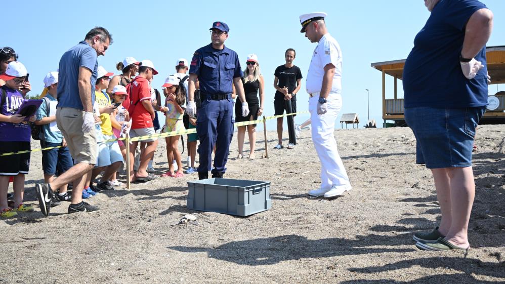 Carettacarettadenizdebirakildi