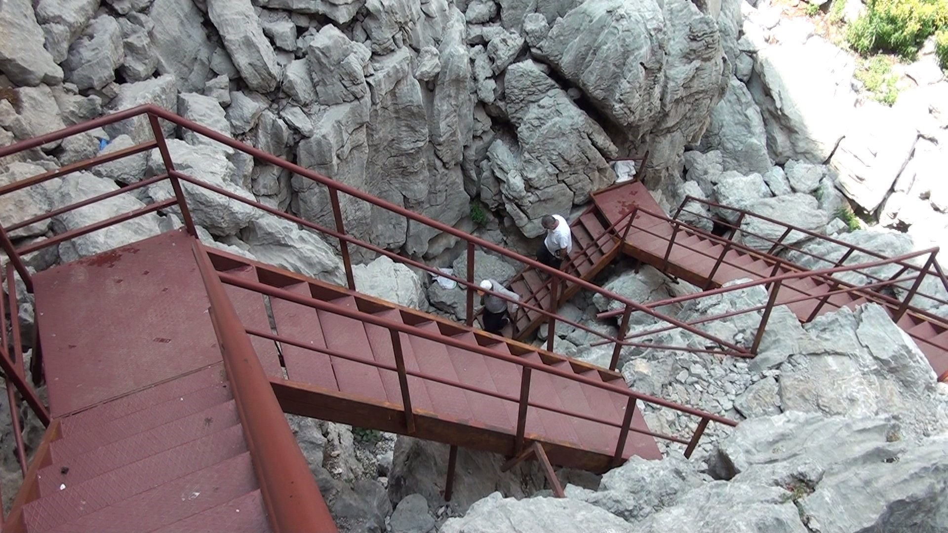 Cimiyaylasindabuzdolabietkisi1