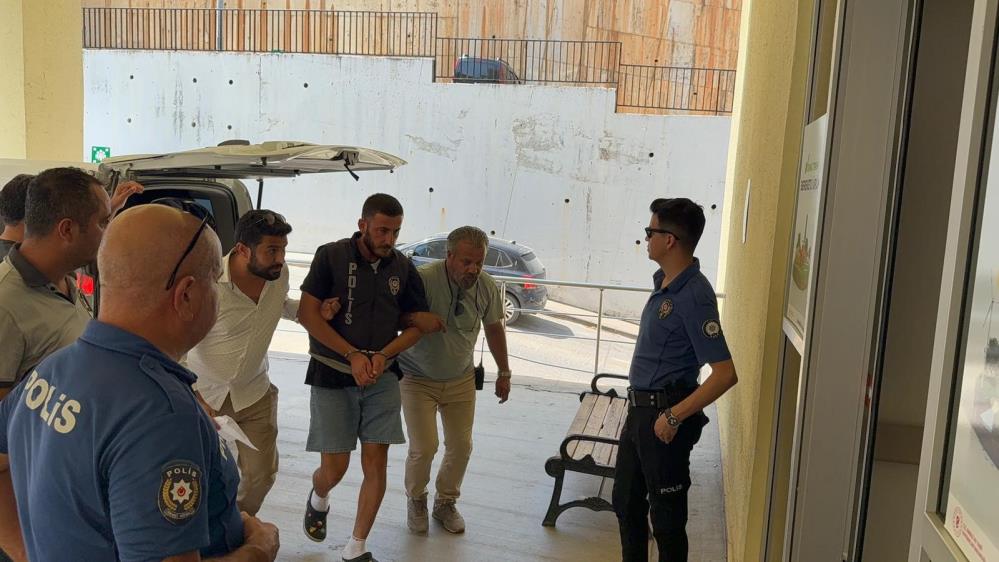 Gazipasadaesinikomalikedenkocatutuklandi