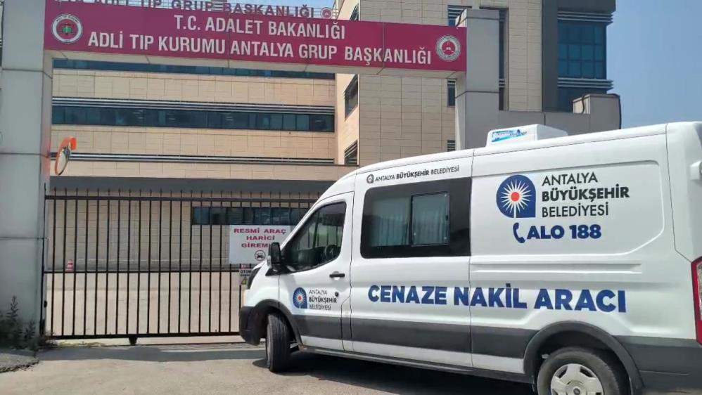 Havuzagirenkucukcocukbogulduacilibaba