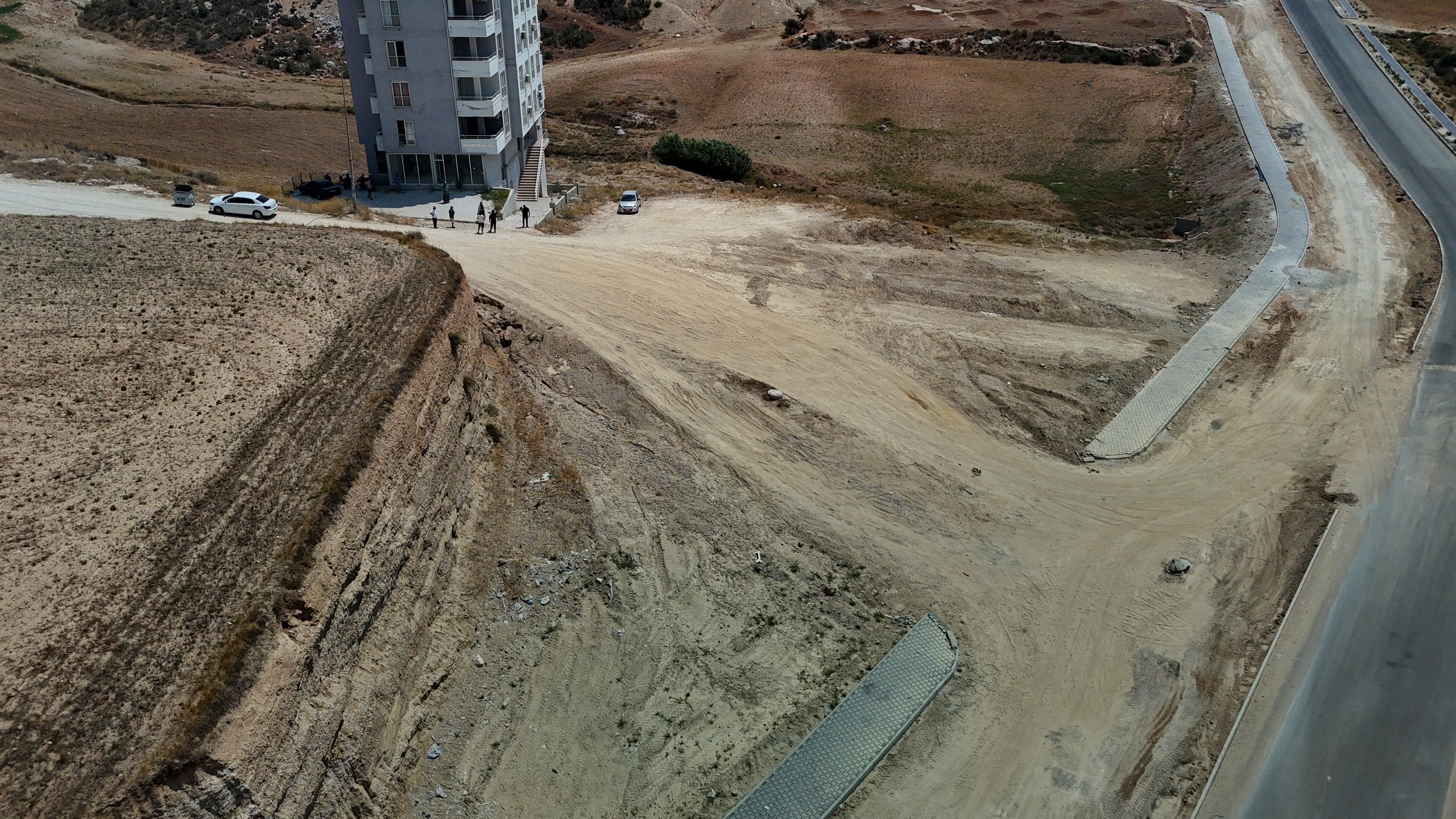 Ilcedeyillardirbitmeyenyolvatandasiciledencikartti1