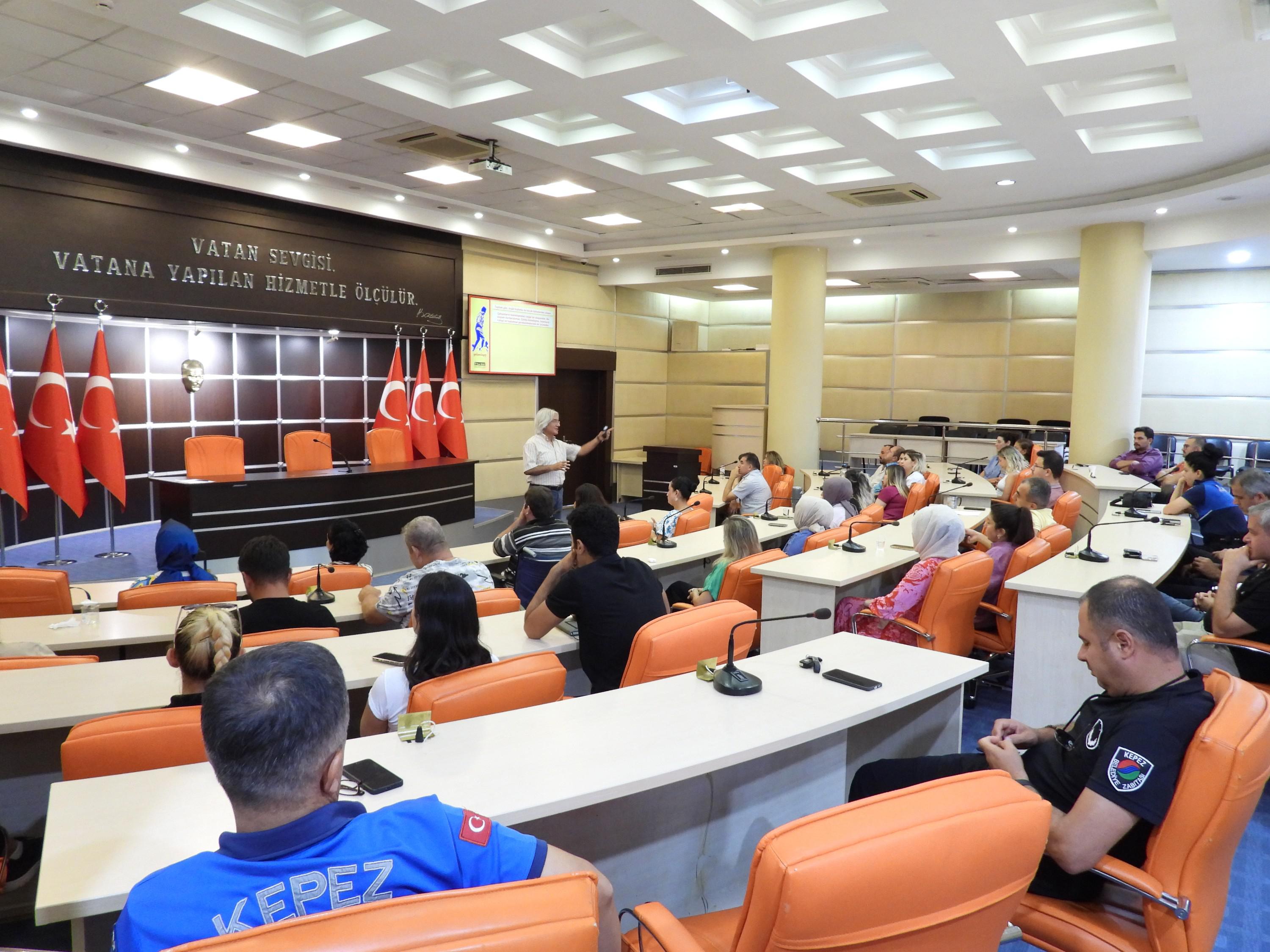 Kepezdenpersoneinehizmeticiegitim