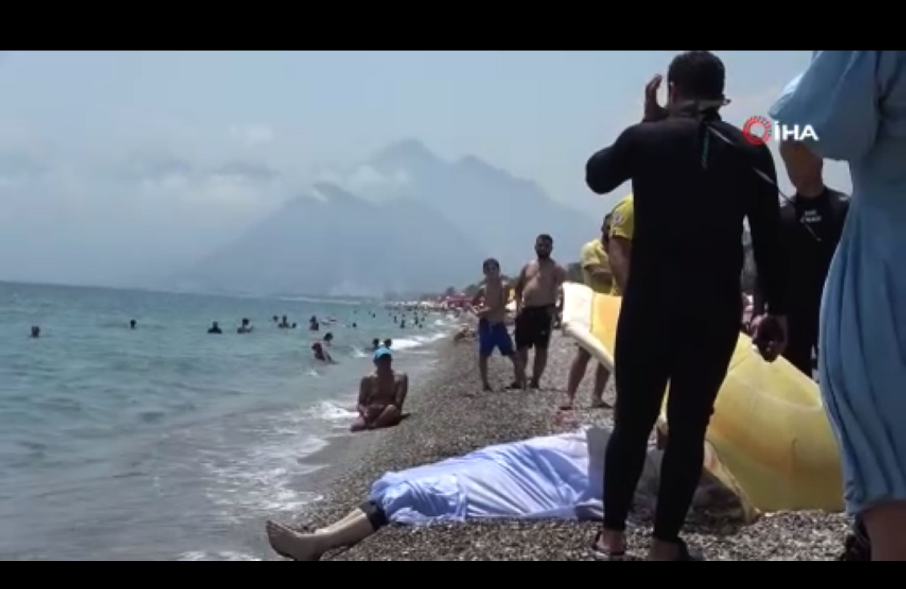 Konyaaltindapanikcansizbedenbulundu