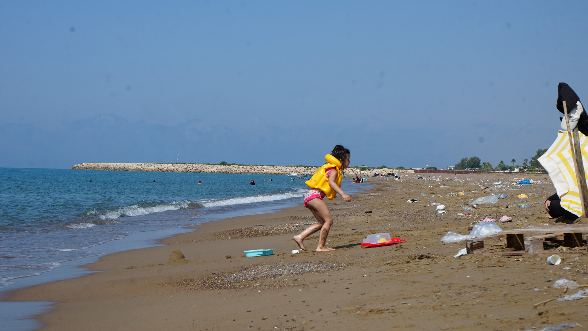 Kumkoysahilicoplerlemucadeleediyor