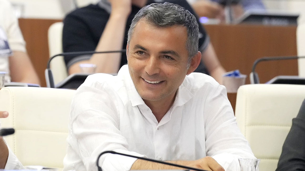 Manavgatbelediyesihangipartiniyazinefikarakimdir