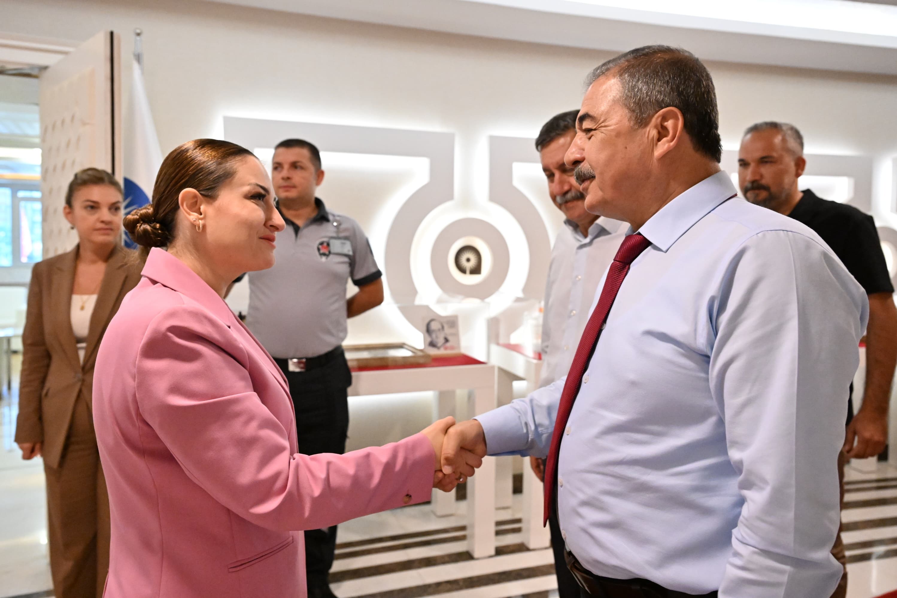 Orhanyildirimdancheplibelediyelereyapilanoperasyonlaratepki