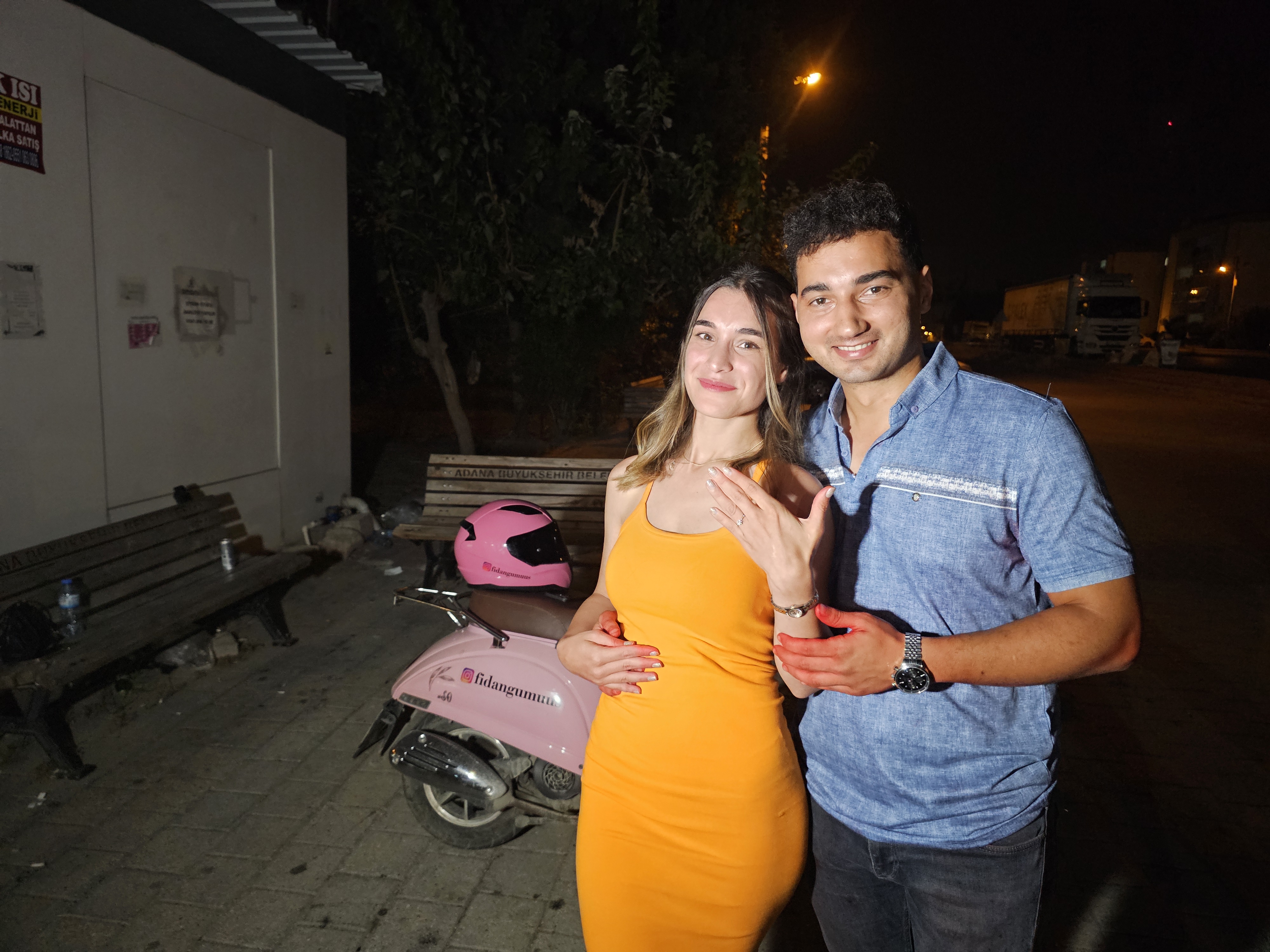 Romantikteklifiistemeyenkadınasilahlıteklif