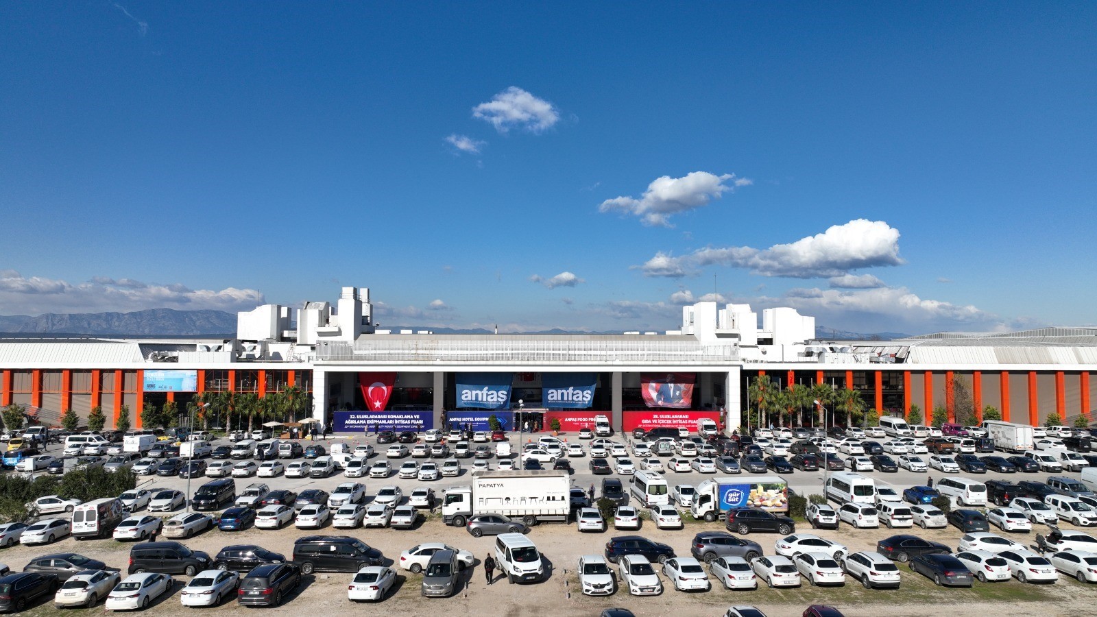 14Yilaradansonraanfashfreshkapiariniaciyor