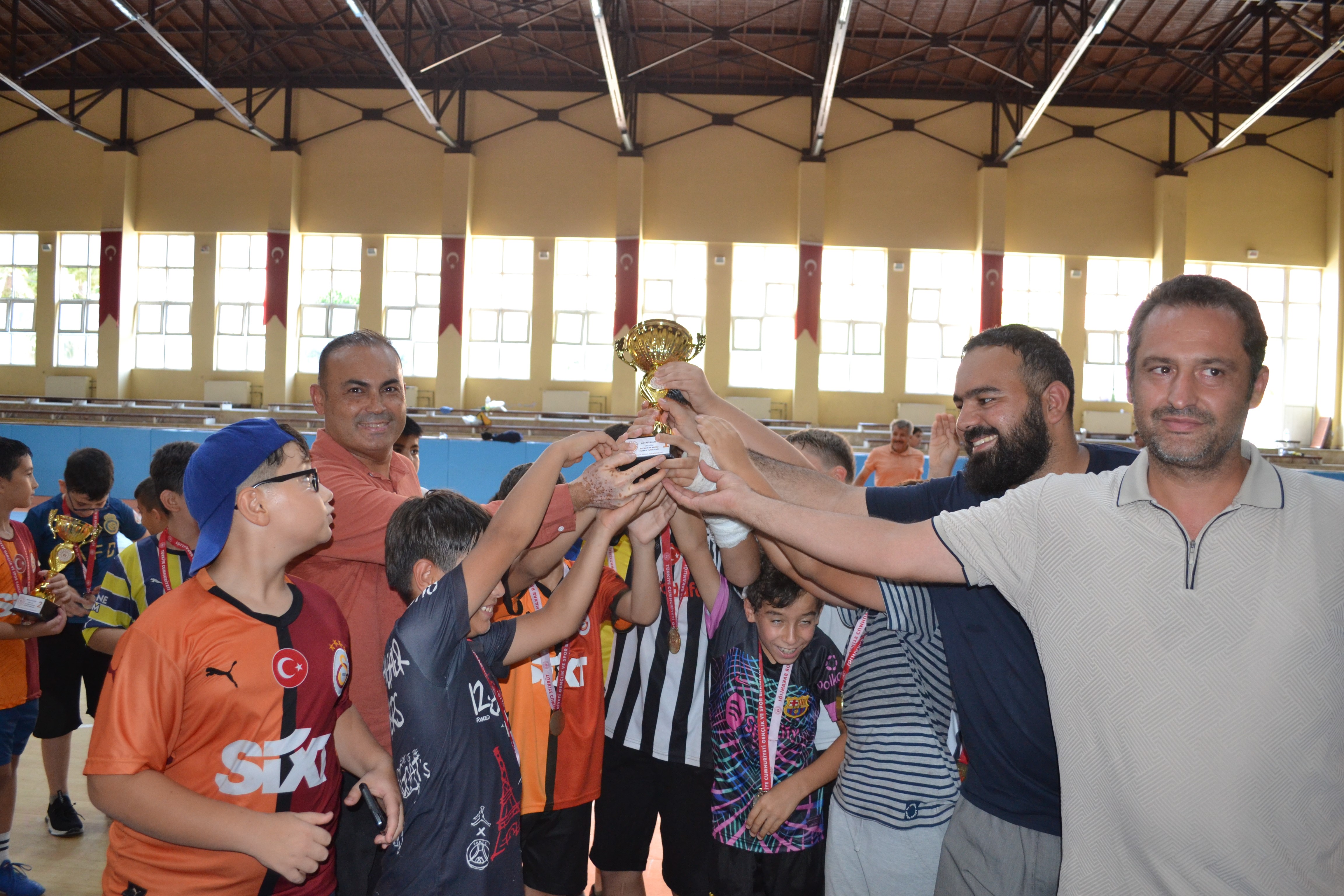 Aksudaturnuvaduzenlendi