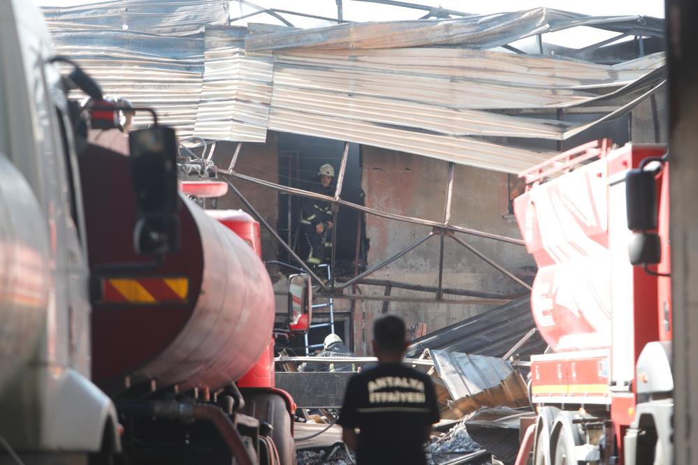 Antalyadabirdepoda15Gunarayla2Nciyangınsoku