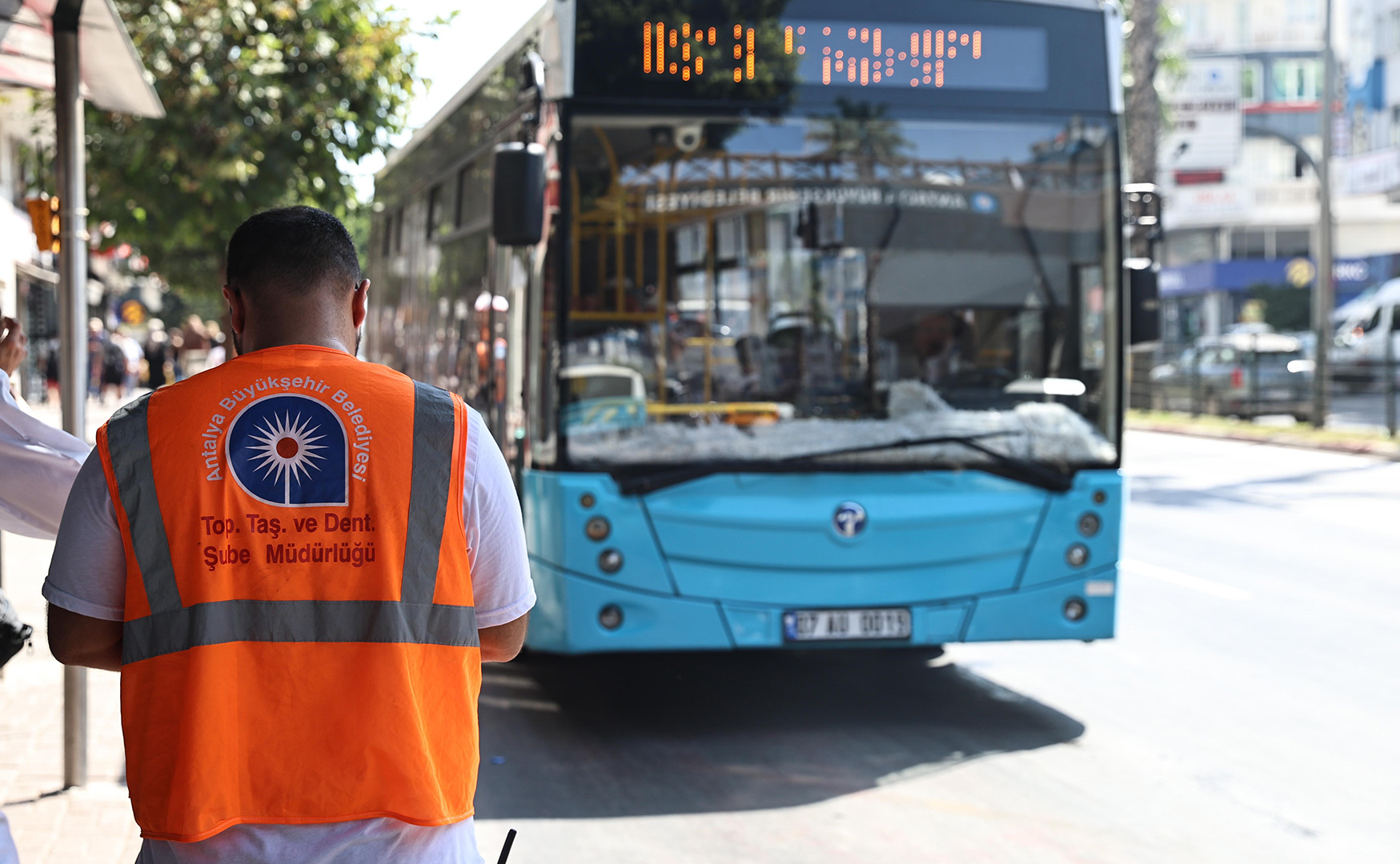 Antalyadahalkotobusleridenetleniyor