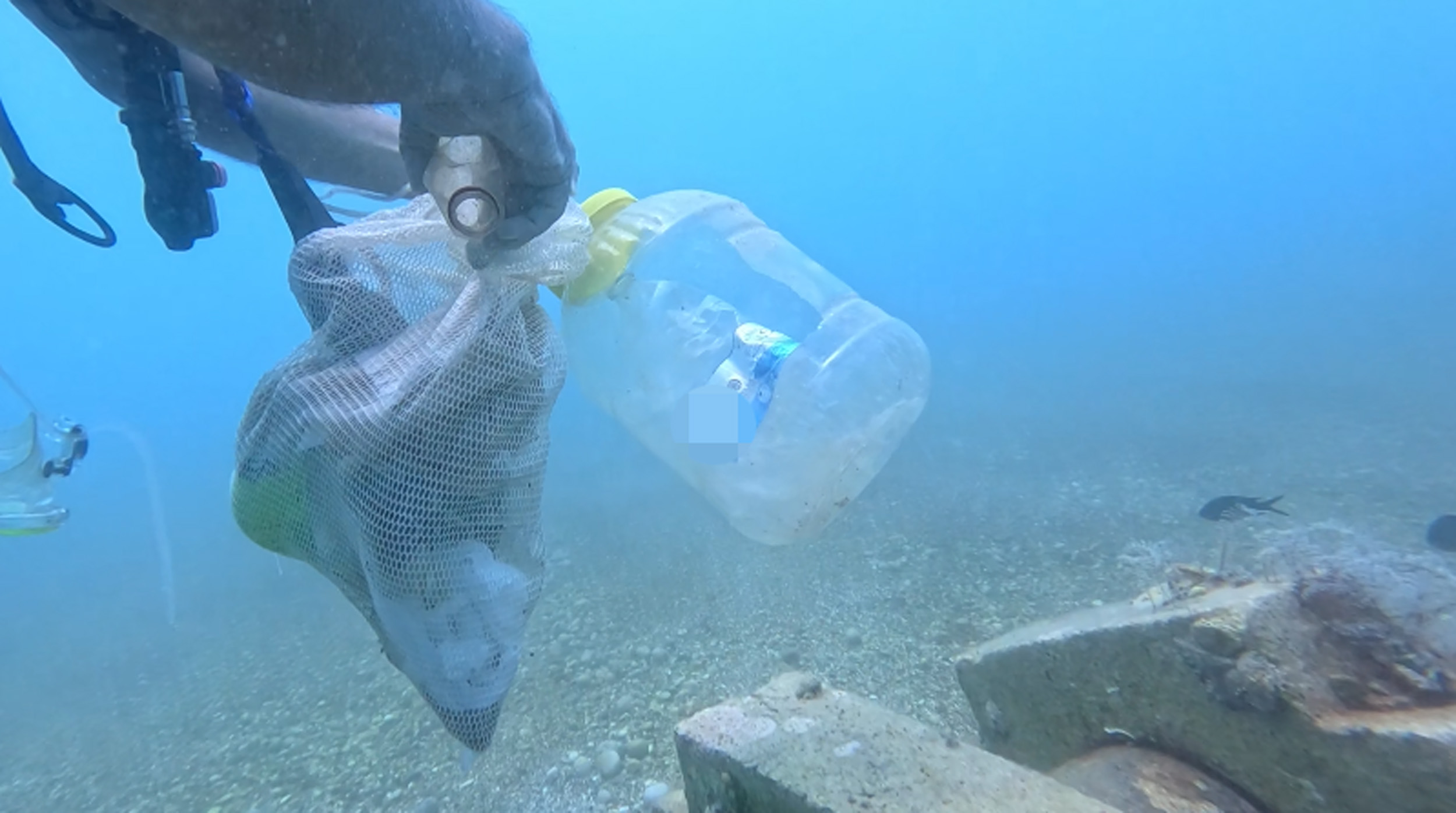 Antalyadenizleritehlikededenizinalticopyigini