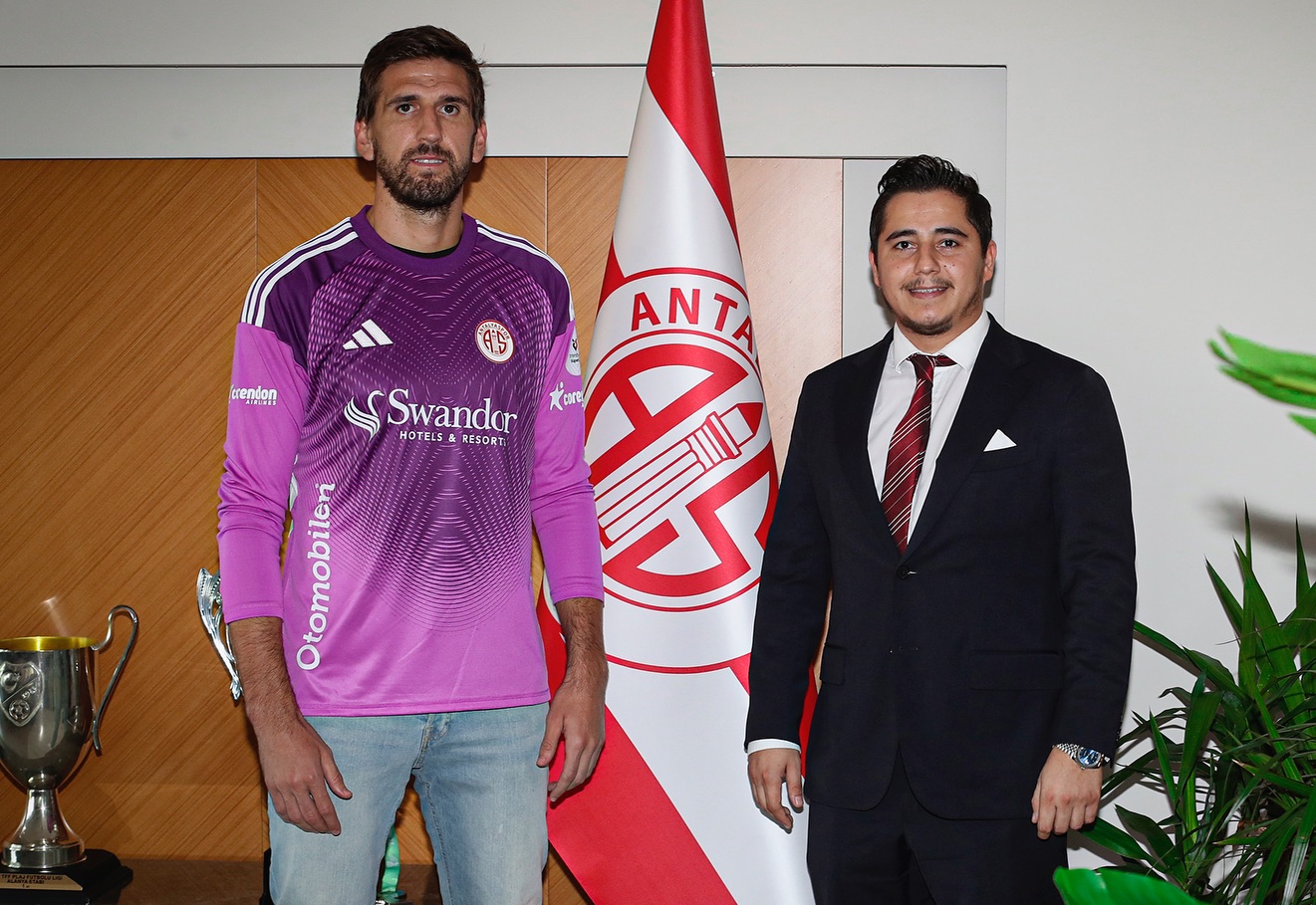 Antalyaspordajuliáncuestakatıldı