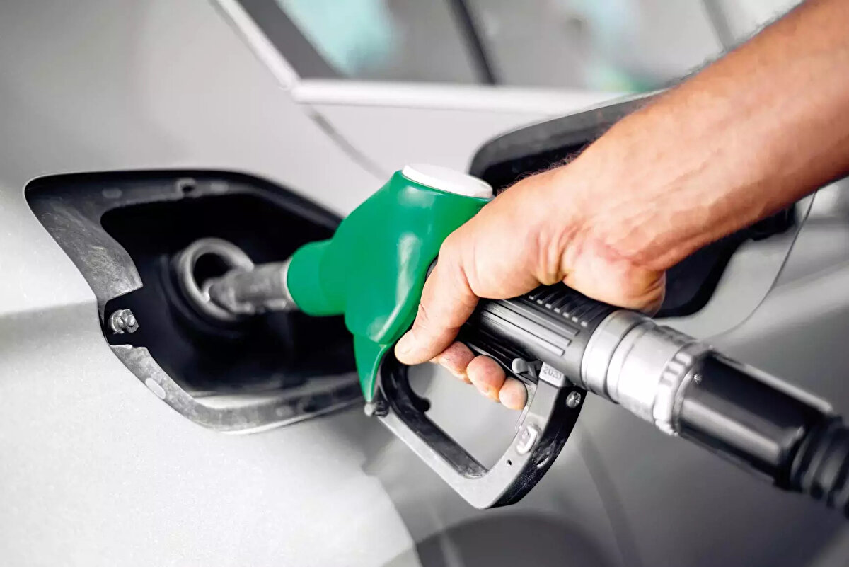 Benzinvemotorinezammıgeliyoristeguncelbenzinfiyatları