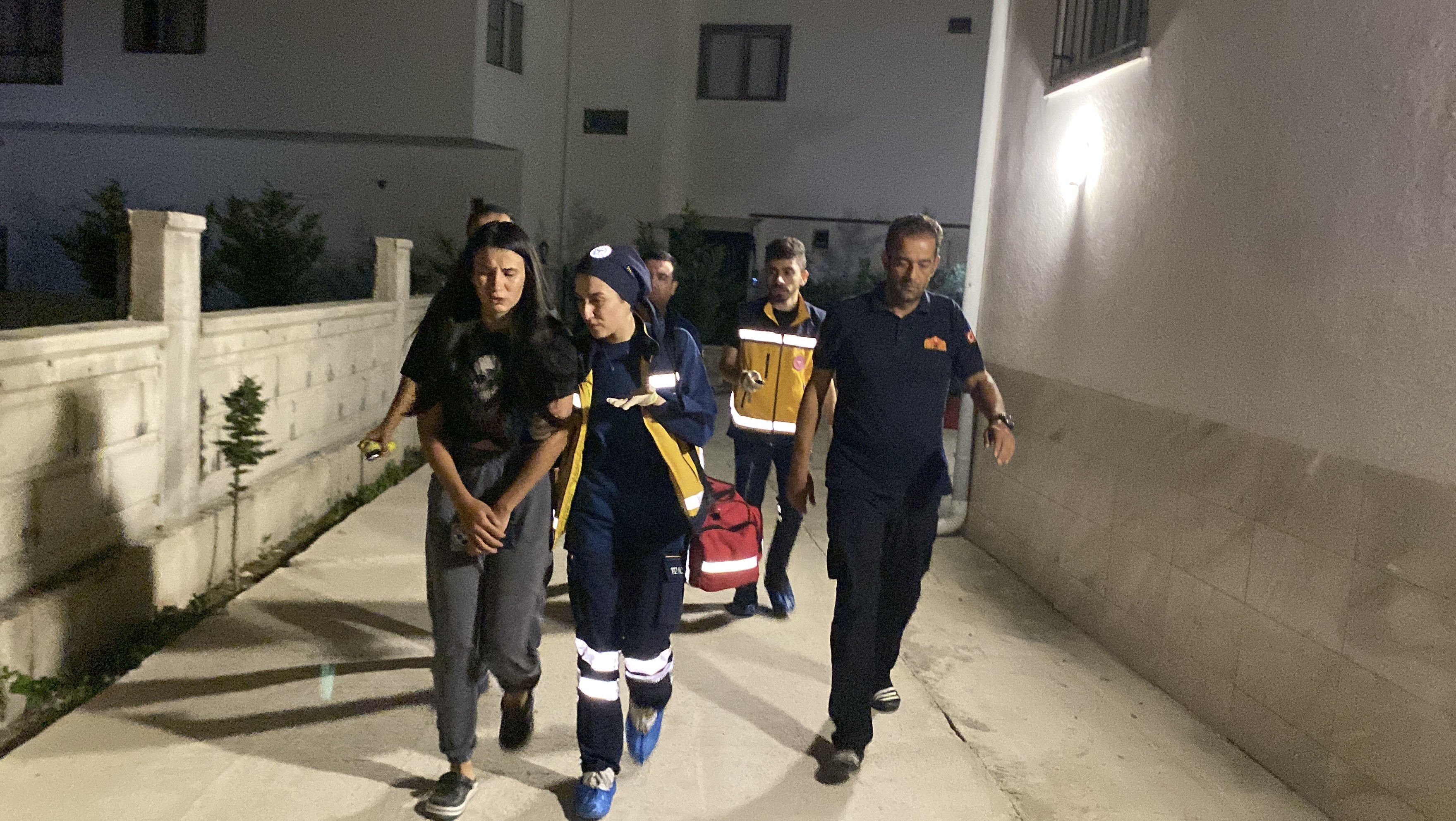 Birievikitledidigericaninakiydiekiplerinsabriboylesinandi